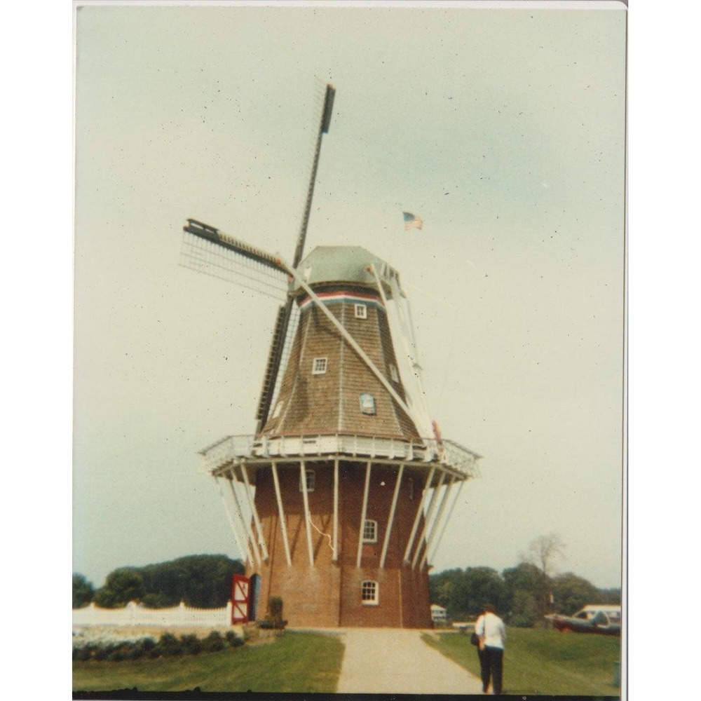 De Zwaan Windmill Holland Michigan Vintage Color Photo Snapshot 3.5x4.4
